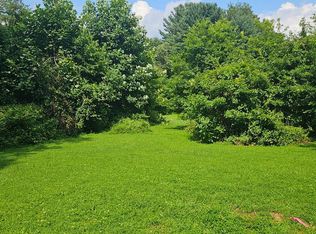 15 E Mount Vernon St, Oxford, PA 19363