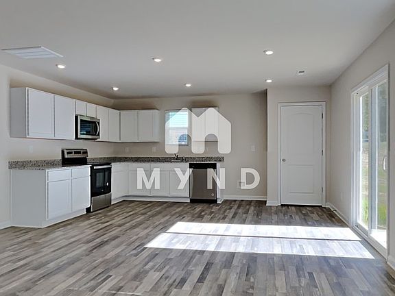 4th image of 2340 Cranberry Way