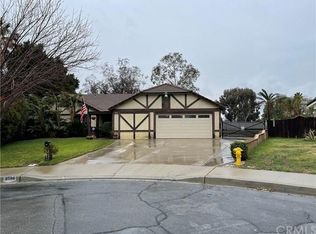 2586 N Vine Ave, Rialto, CA 92377