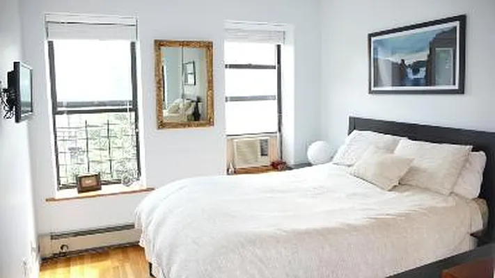 Sold by Corcoran | media 23