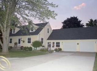 16949 22 Mile Rd, Macomb, MI 48044