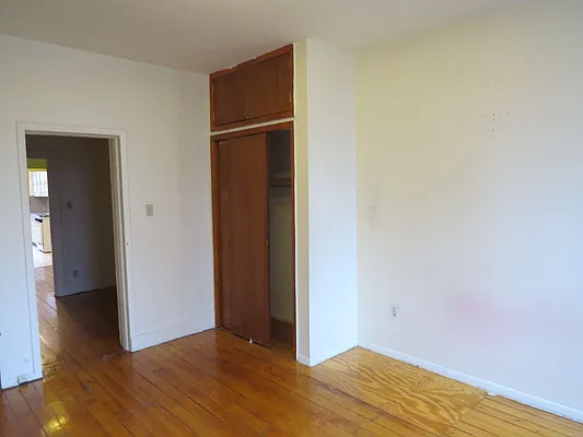 Rented by Capri Jet Realty Corp | media 6
