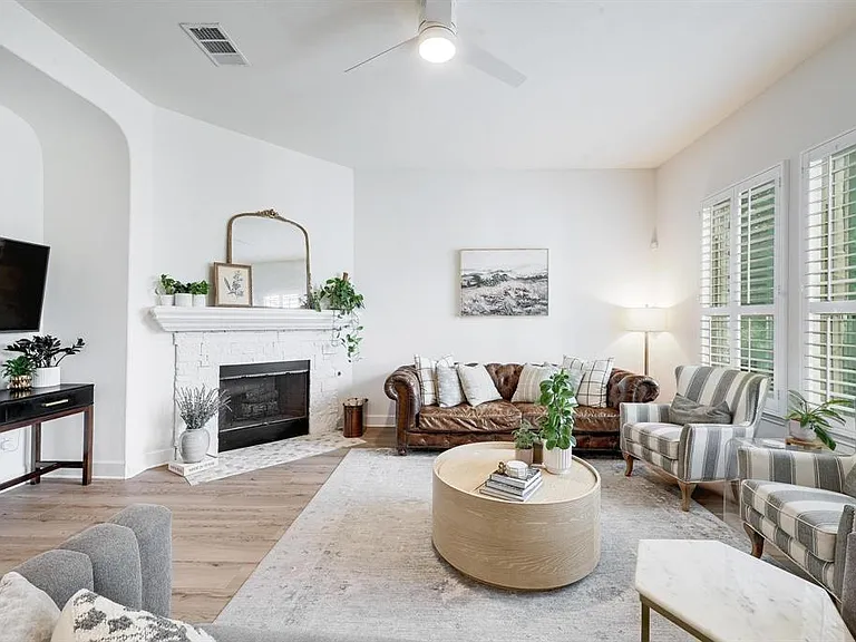 7721 Haggans Ln — Photo 6
