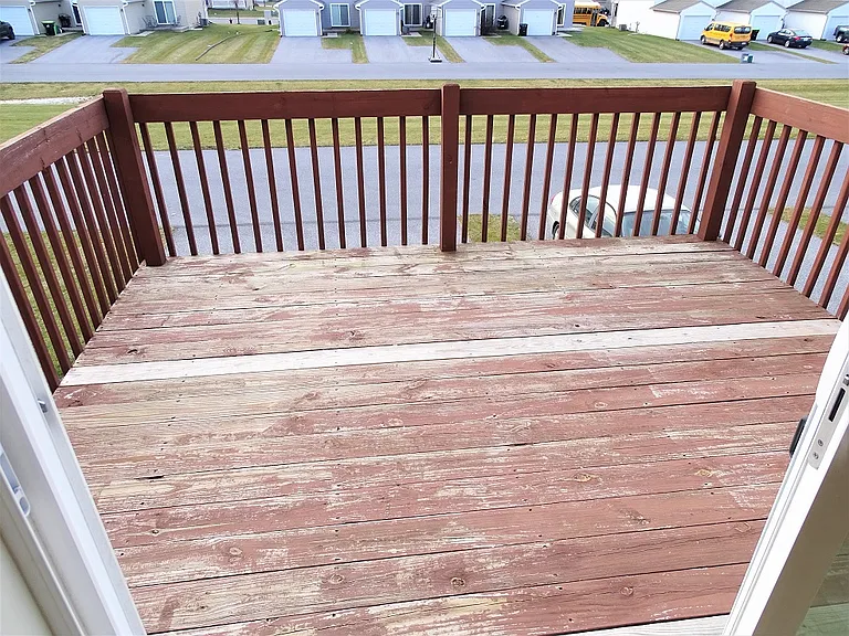 320 Meadow View Dr — Photo 9