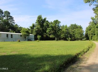 813 Dr Young Rd, Hampton, SC 29924