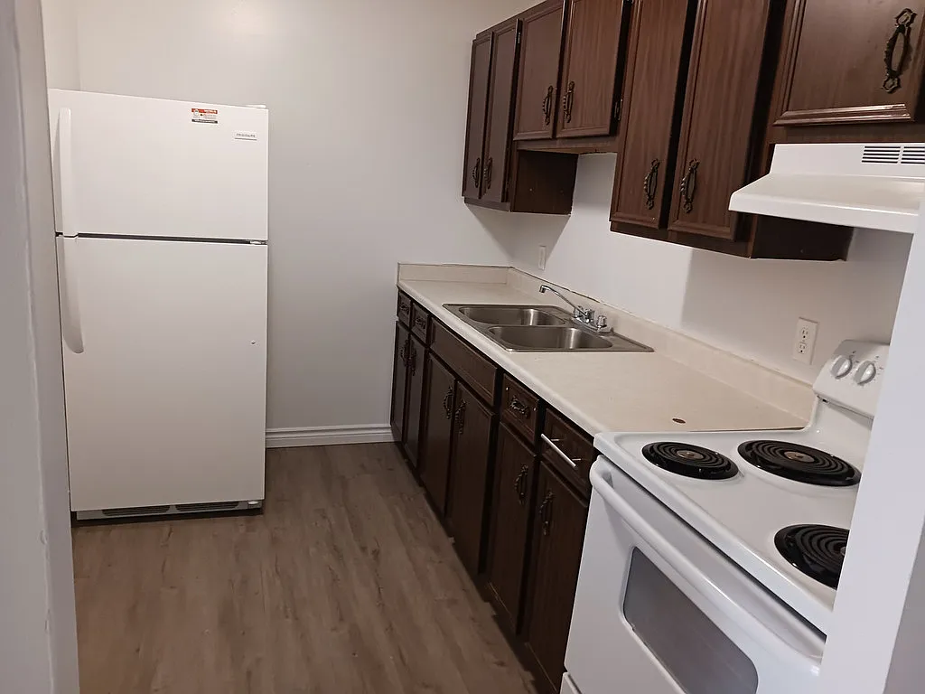 2 bed, $1,495 — Photo 4