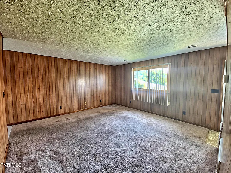549 N Holston River Dr #A — Photo 7