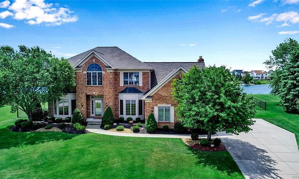 1st image of 8257 Oakway Ln