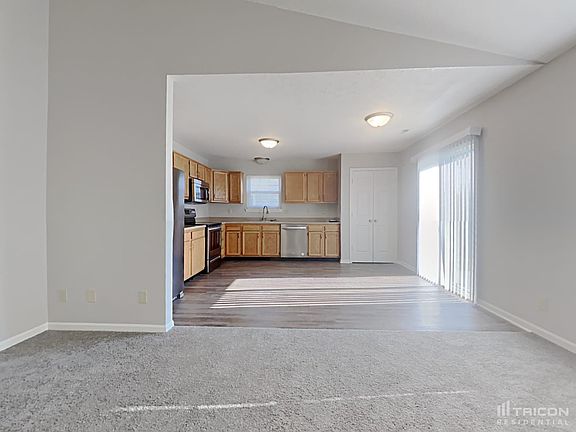 5th image of 1009 Redwood Dr
