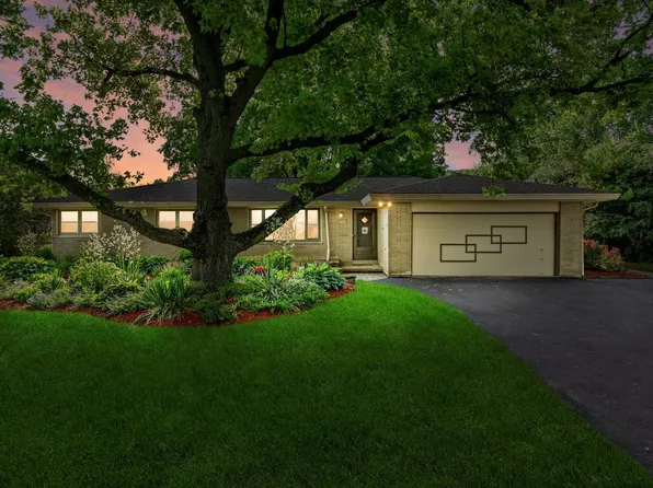 15465 Franklin DRIVE, Brookfield, WI 53005