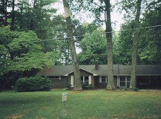 3735 Crosland Rd, Winston Salem, NC 27106