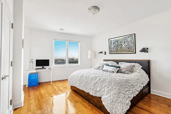 Sold by Compass | media 35