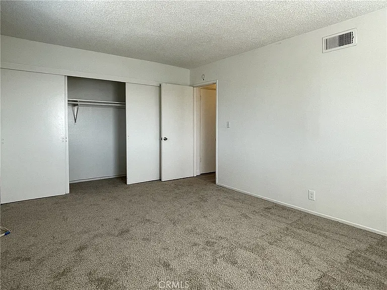 1976 Evergreen Springs Dr — Photo 14