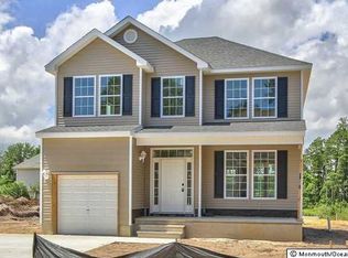 800 Cranberry Rd, Beachwood, NJ 08722