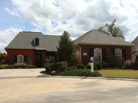 1st image of 4111 Primrose Dr