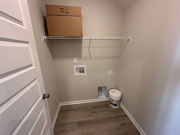 3rd image of 1850 Madison St Unit 307