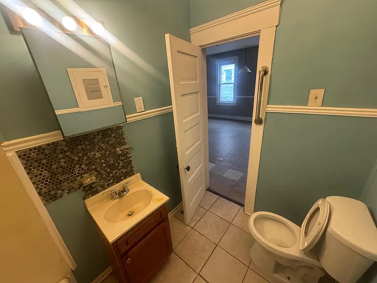 6401 Gertrude Ave — Photo 27