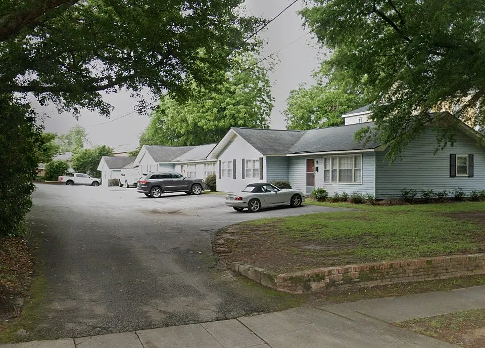 320 W Hampton Ave