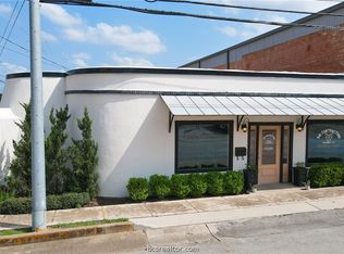 301 S Hill St, Caldwell, TX 77836