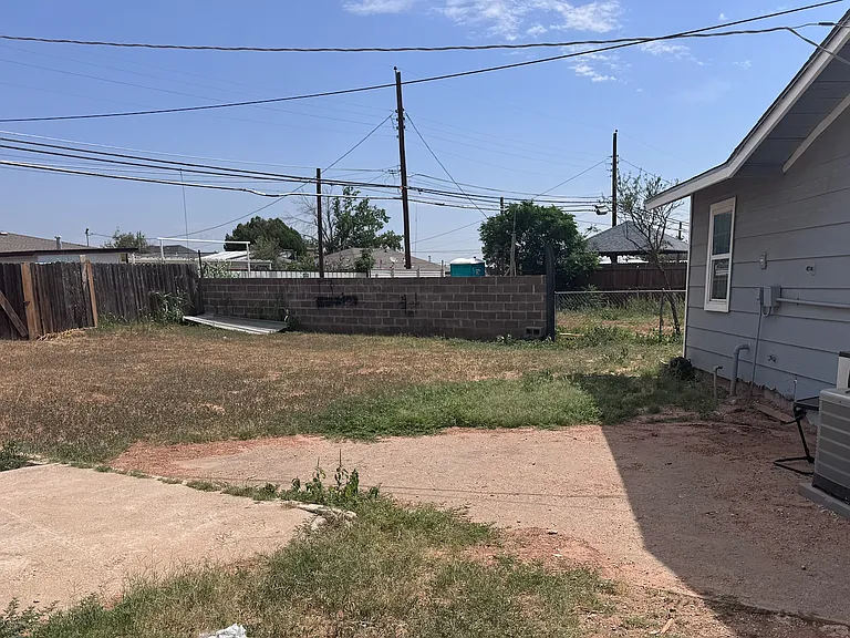 307 Maple Ave — Photo 16