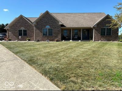 1376 S Honeysuckle Ct, Greenfield, IN, 46140