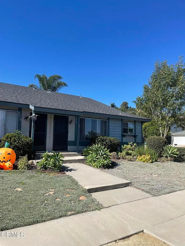3 bed, 2.0 bath, 1000 sqft, $3,275 — Photo 2
