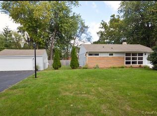 5012 Oaks Rd #3, Crystal Lake, IL 60014