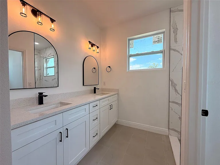 1251 Scottish St SW — Photo 17