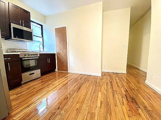 2nd image of 336 E 13th St APT F3