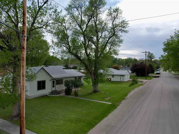 505 Holdrege Ave, Basin, WY 82410
