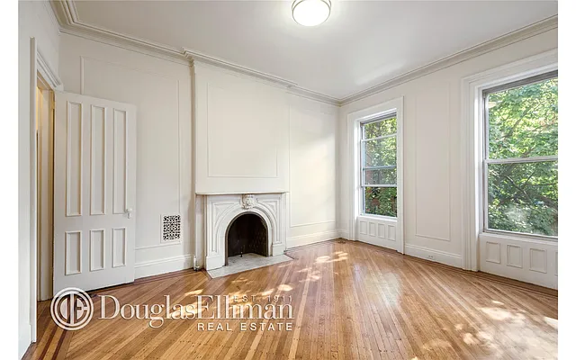 Rented by Douglas Elliman | media 10