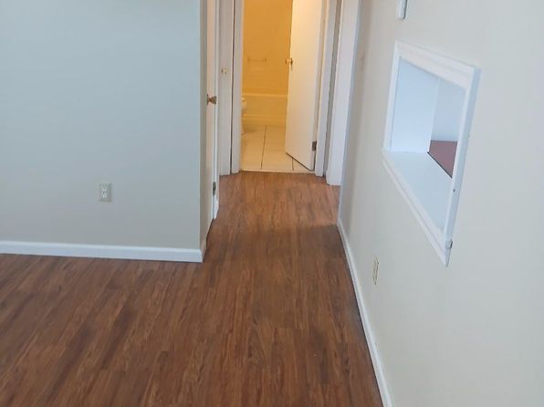 36 N Main St #6