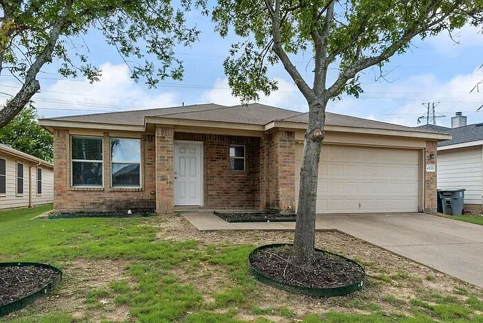 6233 Balcony Ln — Photo 4