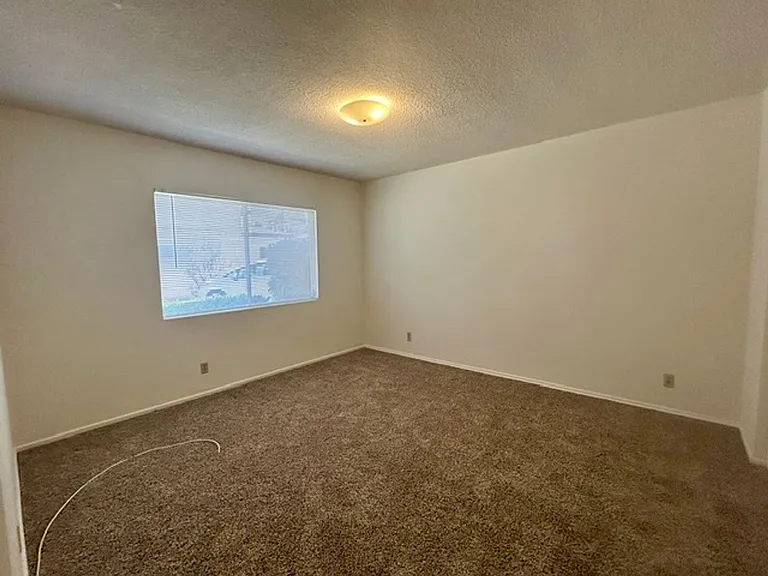 3405 Richland Dr — Photo 7