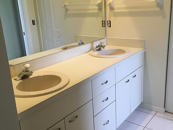 Double sink Vanity in Master Bath