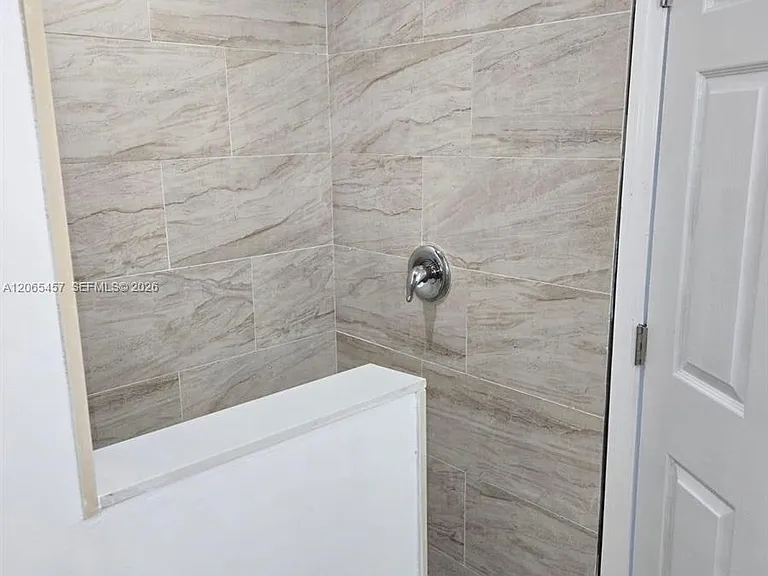4215 Gulfstream Rd — Photo 17