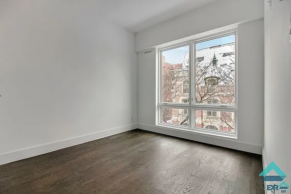 Rented by EXR | media 21