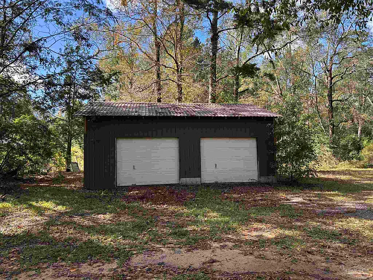 1002 Daffin Rd #1002 — Photo 2