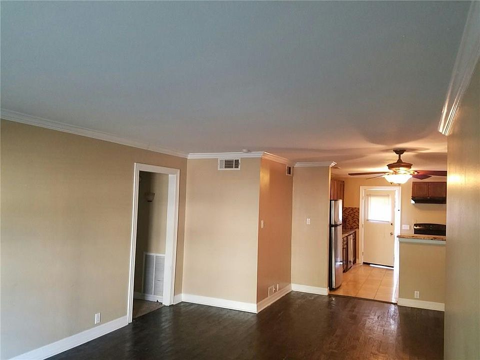 1st image of 7912 Royal Ln #117