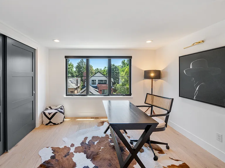 528 S Gaylord St — Photo 54