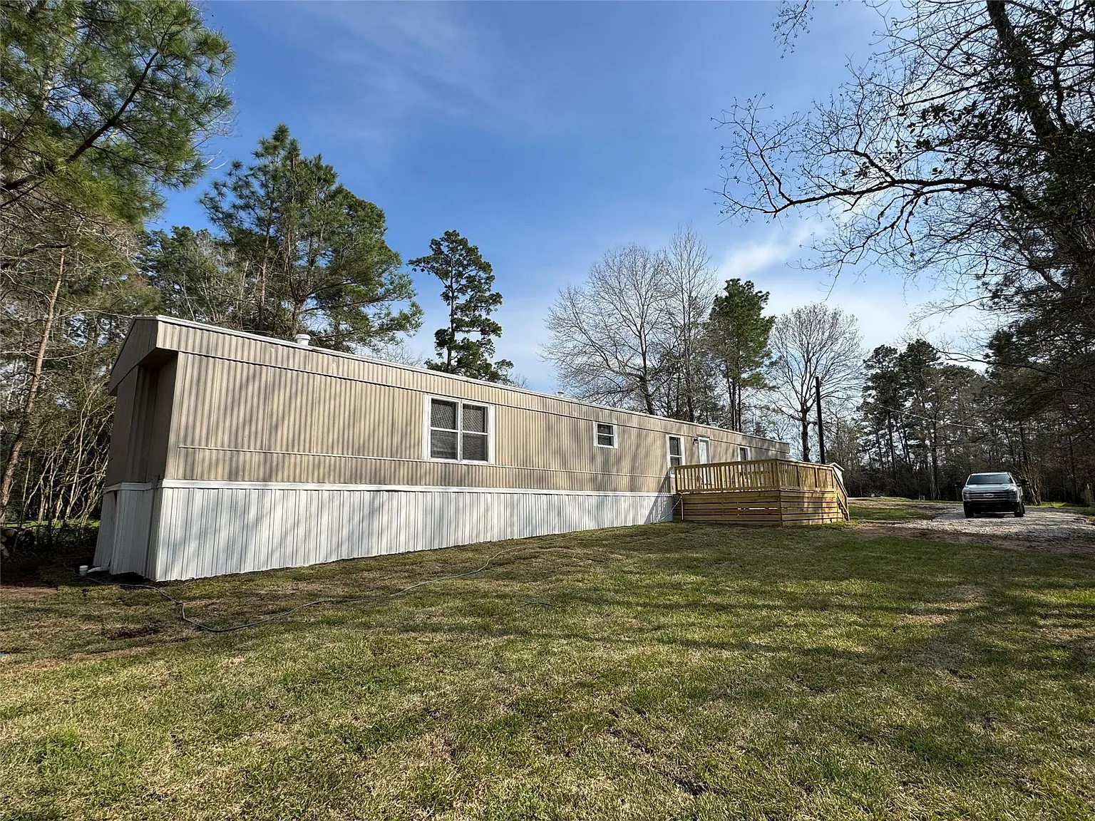 3 bed, 2.0 bath, $1,495 — Photo 2