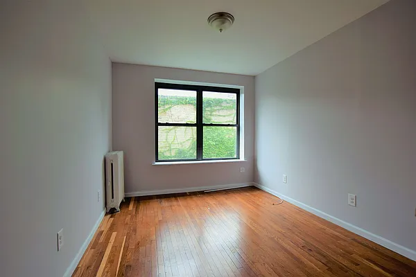 Rented by NYC Realty Brokers LLC | media 5