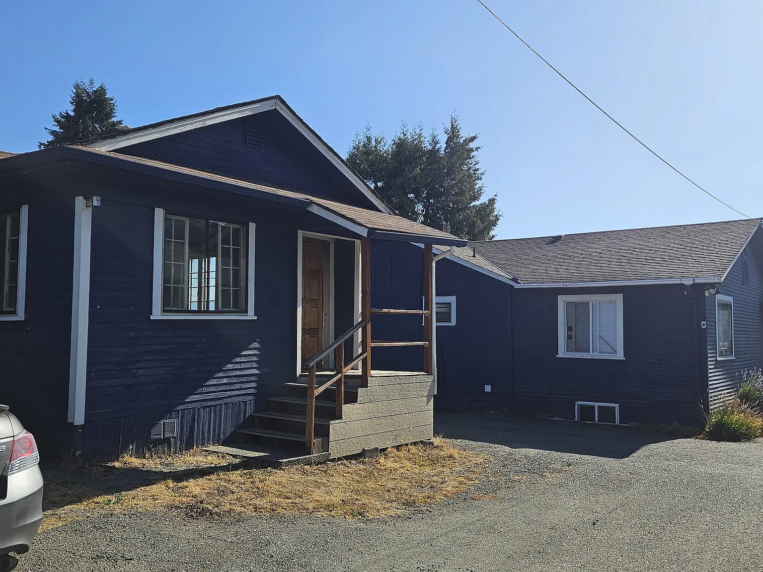 229 S Davies Rd — Photo 3