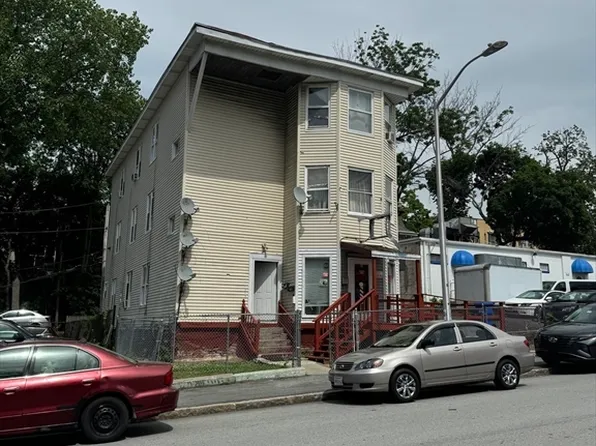 6 Piedmont St, Worcester, MA 01610