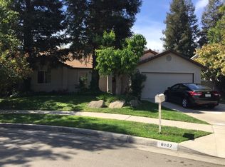 6107 N Prospect Ave, Fresno, CA
