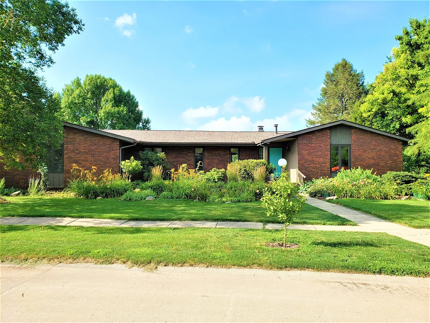 303 Yankee Ridge Ln photo 1