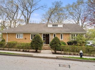 73 Beverly Rd, Brookline, MA 02467