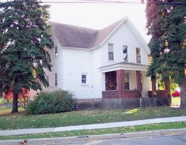 713 Wing St, Elgin, IL, 60123