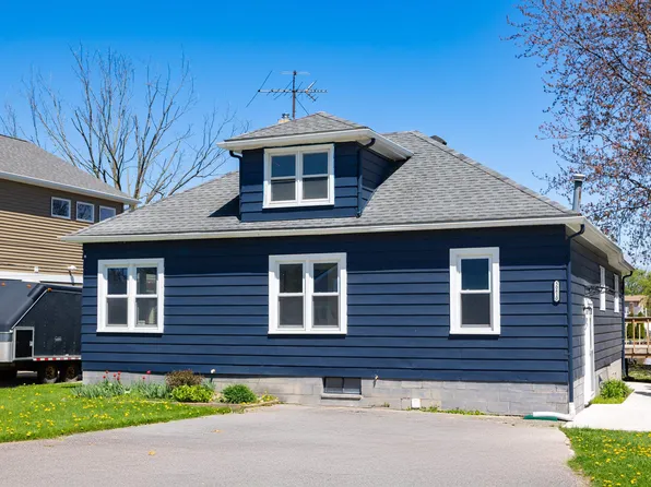 50810 Melville Ct, New Baltimore, MI 48047