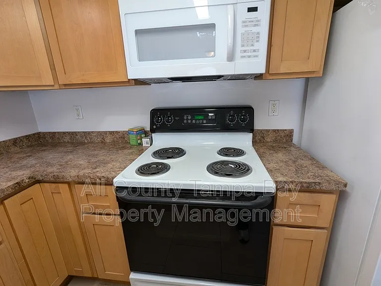 3146 Downing St #B — Photo 8